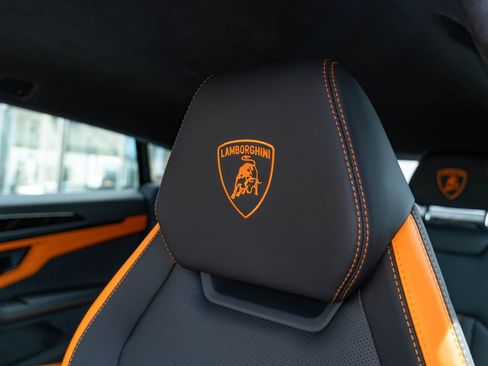 New 2026 Lamborghini Urus SE image 42