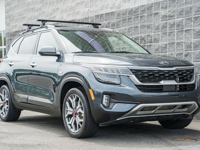 Used 2021 Kia Seltos SX w/ SX Sunroof Package