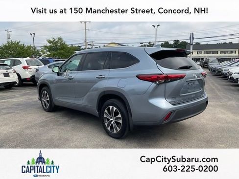 Used 2021 Toyota Highlander XLE AWD/4WD image 5