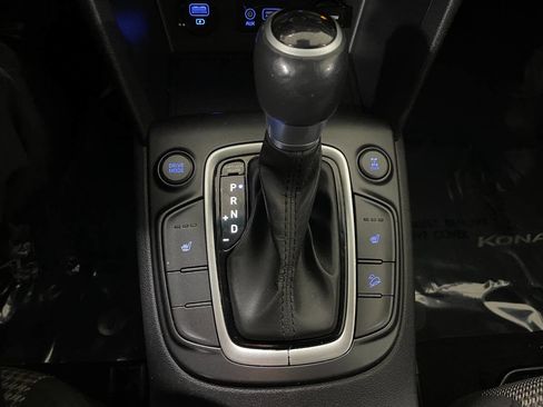 Used 2019 Hyundai Kona SEL image 38