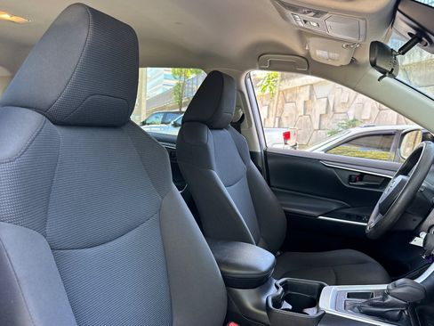 Used 2020 Toyota RAV4 LE w/ All Weather Liner Package FWD image 27