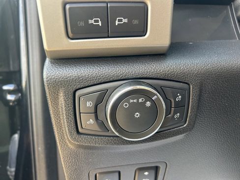 Used 2021 Ford F250 Lariat image 21