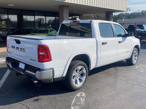 Used 2025 RAM 1500 Big Horn AWD/4WD image 5