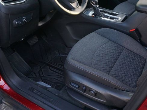 Used 2024 Chevrolet Equinox LT w/ LPO, Floor Liner Package FWD image 23