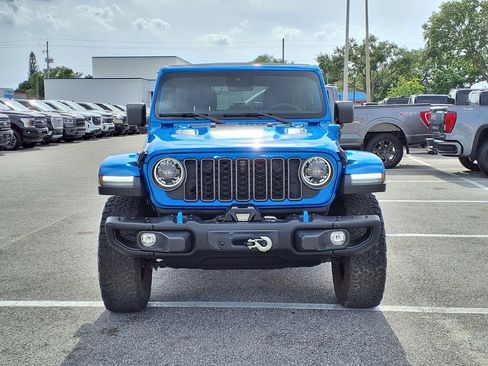 Used 2024 Jeep Wrangler Unlimited Rubicon 4xe AWD/4WD image 2