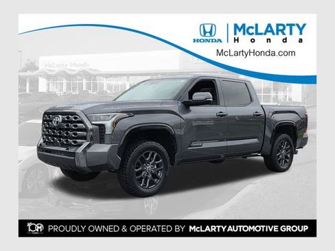 Used 2023 Toyota Tundra Platinum AWD/4WD image 1