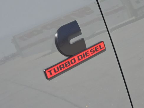 New 2026 RAM 2500 Laramie AWD/4WD image 8