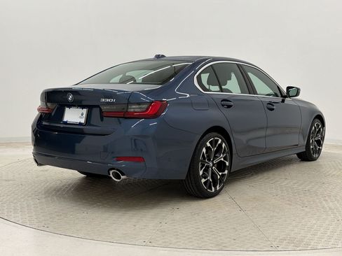 Used 2025 BMW 330i Sedan RWD image 9