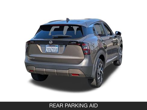 Used 2026 Nissan Kicks SV FWD image 8