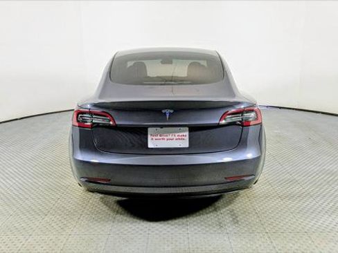 Used 2021 Tesla Model 3 Standard Range Plus image 6