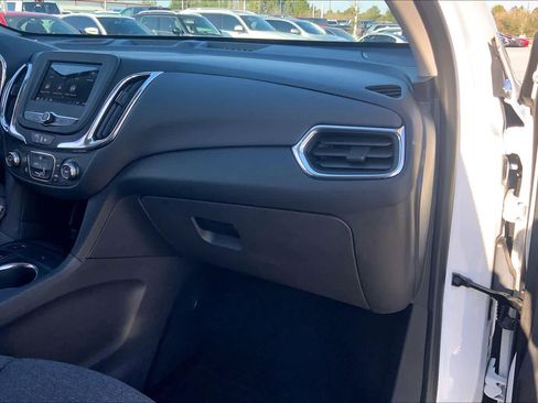 Used 2023 Chevrolet Equinox LT w/ LPO, Floor Liner Package image 18