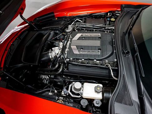 Used 2016 Chevrolet Corvette Z06 w/ 3LZ Preferred Equipment Group image 13