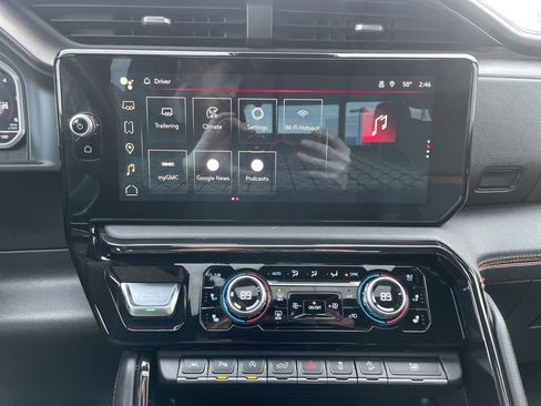 Used 2022 GMC Sierra 1500 AT4 w/ AT4 Premium Package image 28