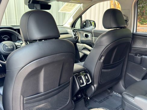 Used 2022 Kia Sorento SX FWD image 36