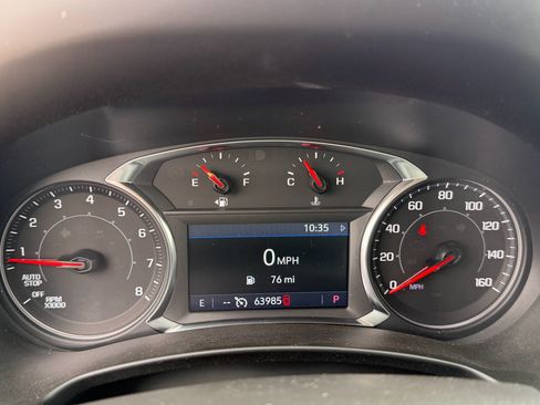 Used 2024 GMC Terrain SLT FWD image 12