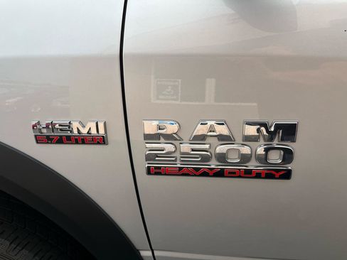 Used 2017 RAM 2500 SLT AWD/4WD image 10