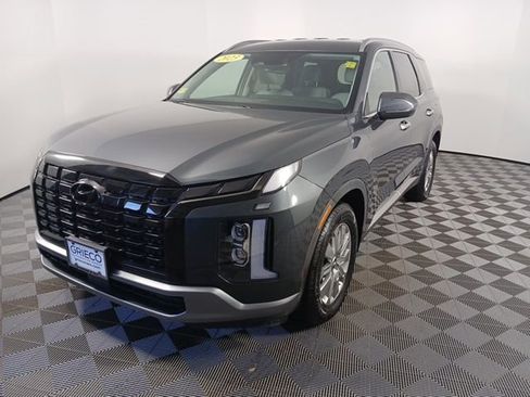 Used 2023 Hyundai Palisade SEL image 3