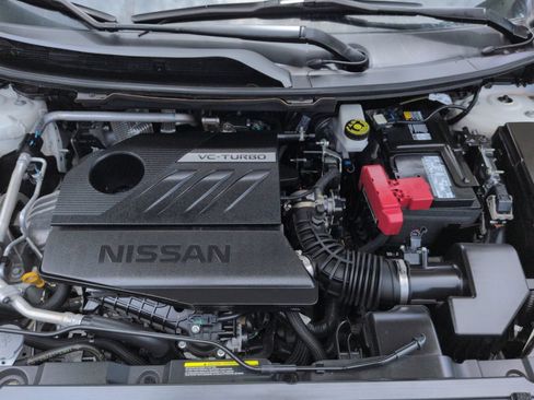 Used 2023 Nissan Rogue SV FWD image 15