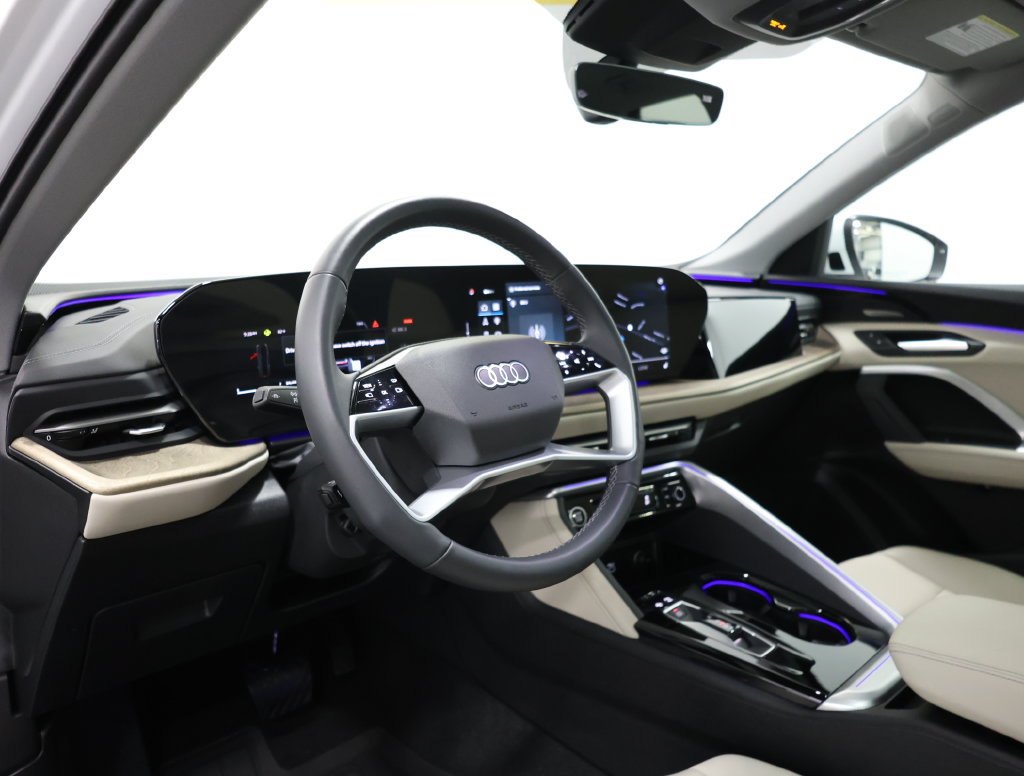 Used 2025 Audi Q5 Premium w/ Premium Plus AWD/4WD image 15