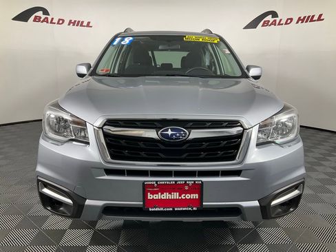 Used 2018 Subaru Forester 2.5i Premium w/ All-Weather Package image 2