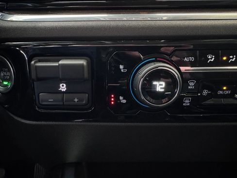 Certified 2023 Chevrolet Silverado 1500 LT Trail Boss w/ Protection Package AWD/4WD image 23