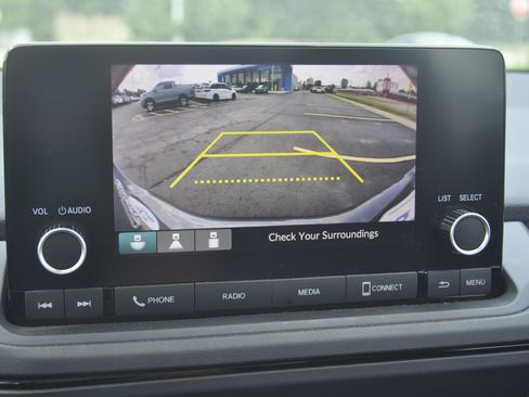 Used 2023 Honda Accord EX image 24