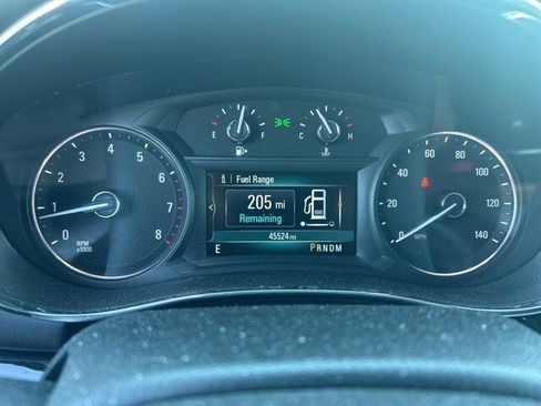 Used 2018 Buick Encore Essence w/ Experience Buick Package image 9