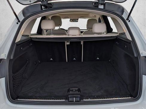 Used 2022 Mercedes-Benz GLC 300 image 6