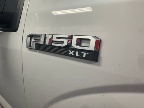 Used 2019 Ford F150 XLT w/ Equipment Group 302A Luxury AWD/4WD image 34