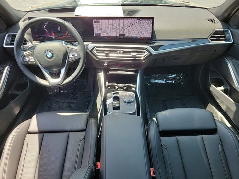 Used 2024 BMW 330i Sedan w/ Premium Package RWD image 9