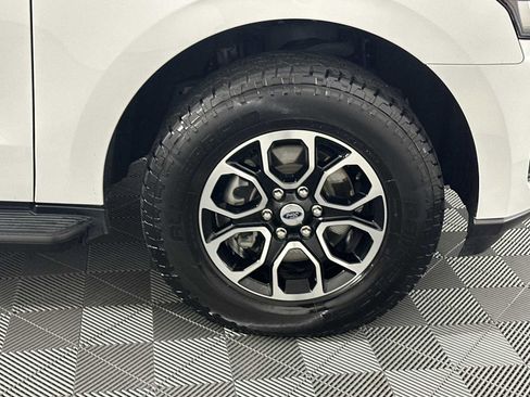 Certified 2024 Ford Expedition Max XLT image 13