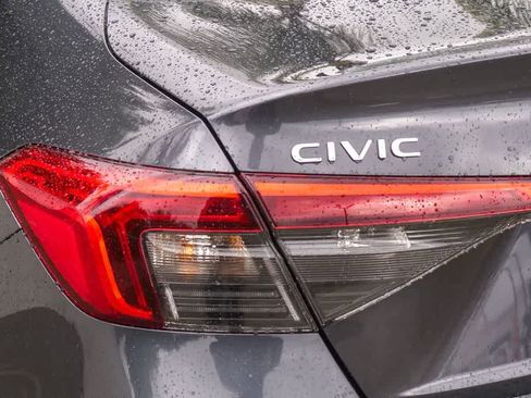 Used 2024 Honda Civic LX image 10