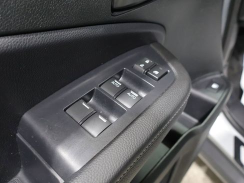 Used 2025 Honda Ridgeline Sport image 14