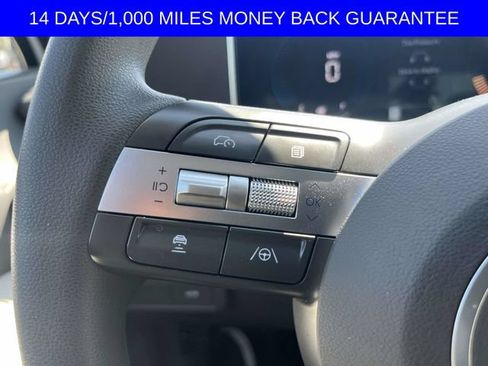 Used 2025 Hyundai Sonata SE FWD image 19