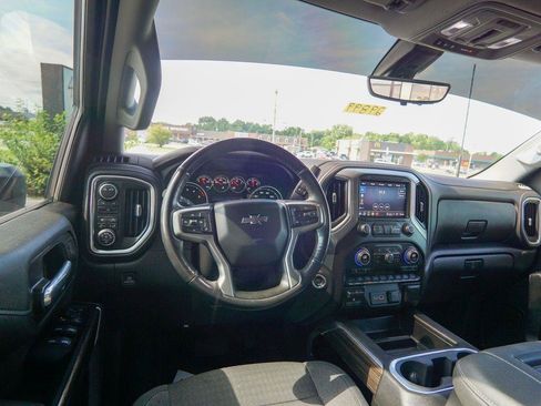 Used 2022 Chevrolet Silverado 2500 LT w/ Midnight Edition AWD/4WD image 15