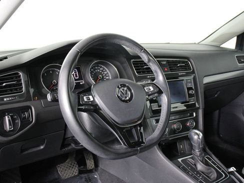 Used 2019 Volkswagen Golf S FWD image 14