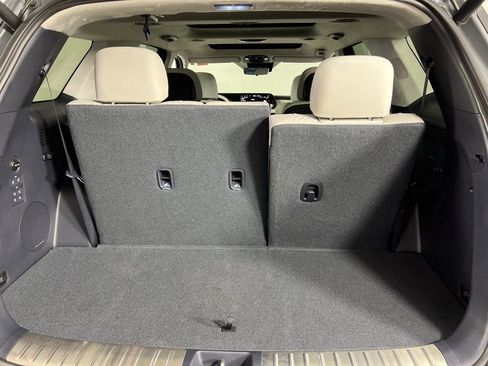 Used 2024 Hyundai Palisade Calligraphy image 33