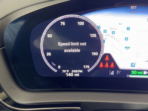 Used 2025 Porsche Cayenne E-Hybrid image 20