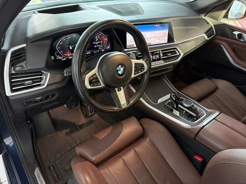 Used 2022 BMW X5 xDrive40i w/ M Sport Package AWD/4WD image 8
