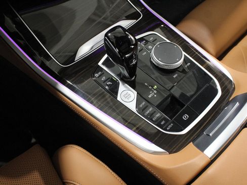 Certified 2023 BMW X5 xDrive40i w/ M Sport Package image 15