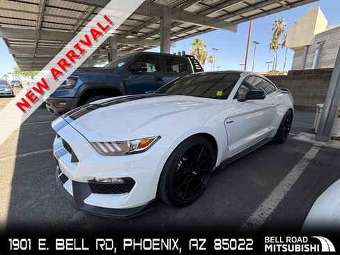 Used 2020 Ford Mustang Shelby GT350 w/ Technology Package RWD image 1