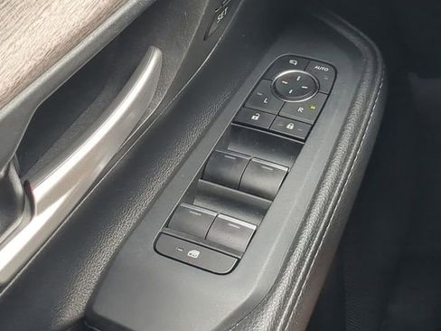 Used 2024 Toyota Grand Highlander Limited image 23