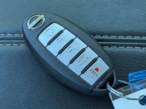 Used 2025 Nissan Altima 2.5 SV FWD image 29