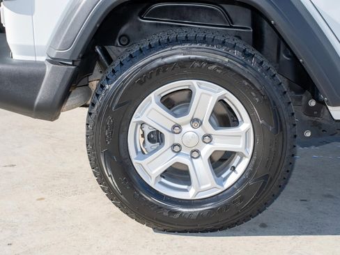 Used 2020 Jeep Wrangler Unlimited Sport S image 40