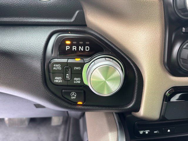 Used 2019 RAM 1500 Laramie AWD/4WD image 6