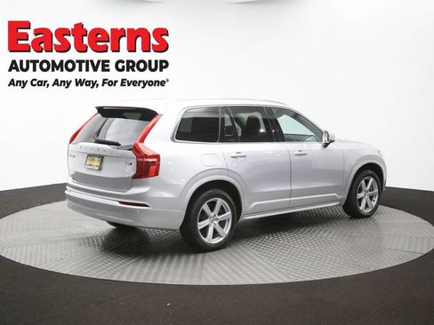 Used 2022 Volvo XC90 T5 Momentum AWD/4WD image 43