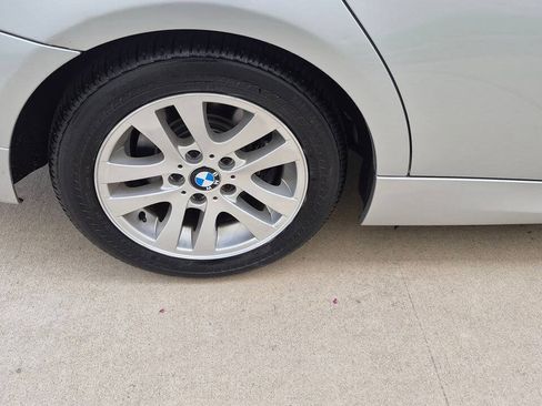 Used 2006 BMW 325i Sedan RWD image 27