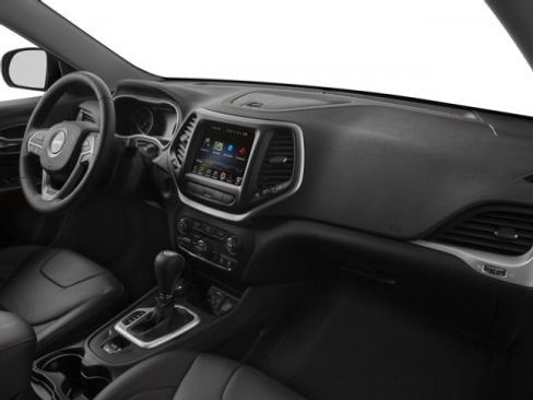 Used 2017 Jeep Cherokee Trailhawk image 18