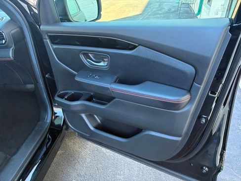 Used 2024 Honda Pilot TrailSport image 20