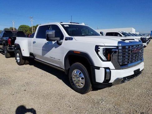 New 2026 GMC Sierra 3500 Denali w/ Technology Package image 6
